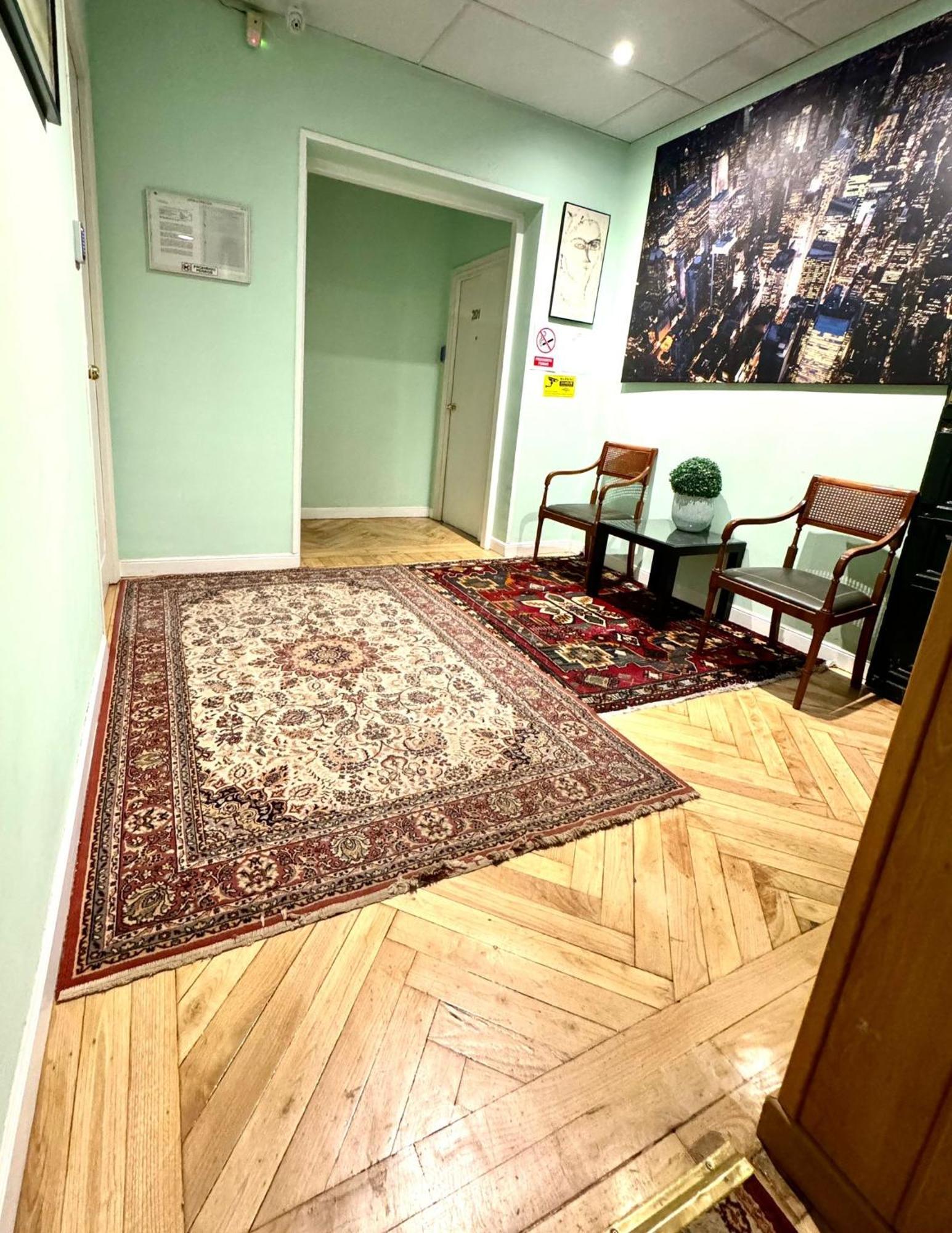 Hostal Asuncion Madryt Zewnętrze zdjęcie